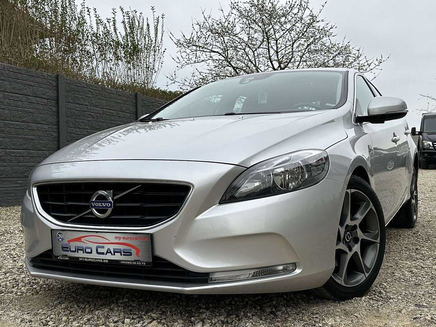 Volvo V40 2.0 D2-82 Ocean Race CUIR/LED/SENSOR/GPS/GARANTIE