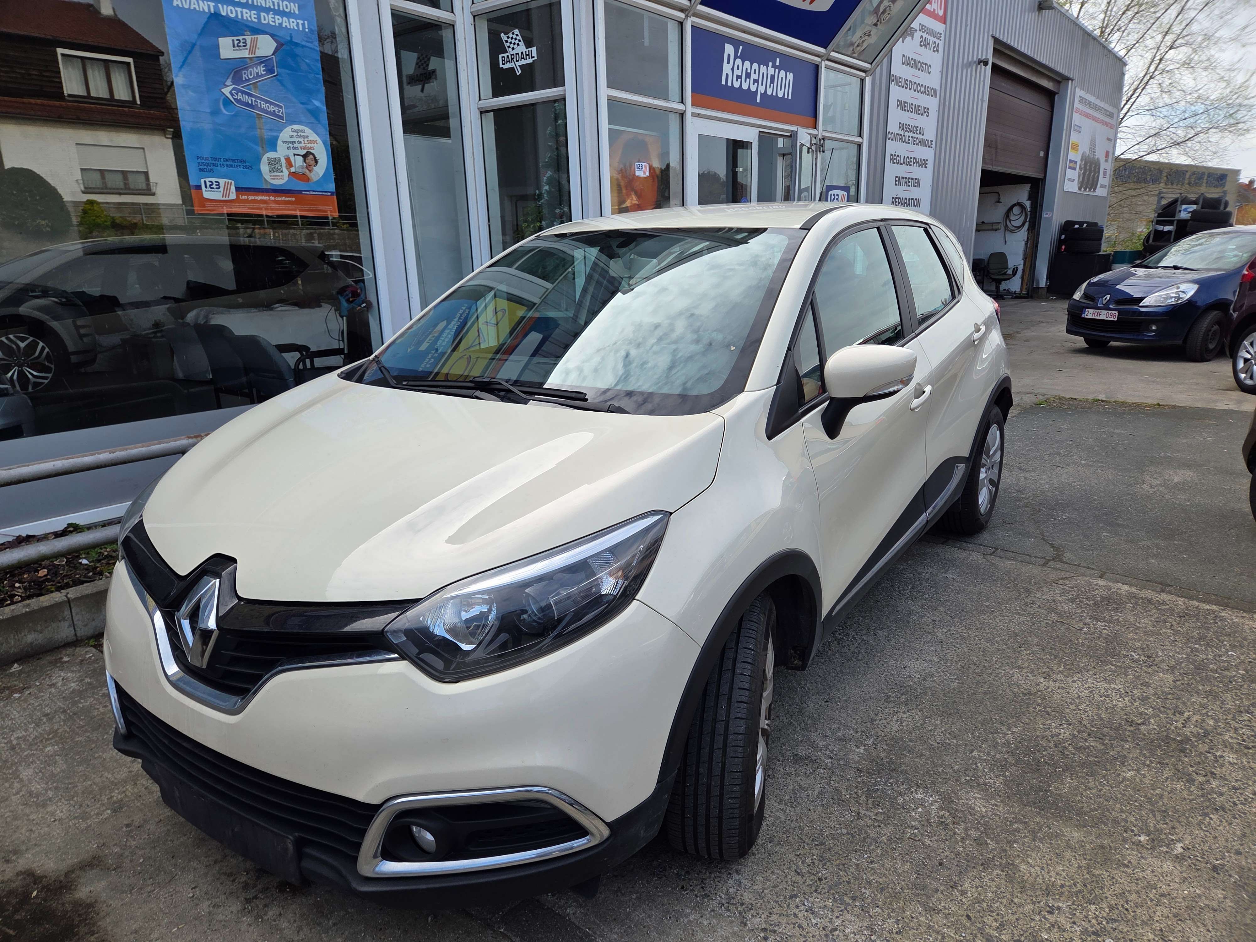 Renault Captur Captur 1.2 TCe Extrem EDC thumbnail