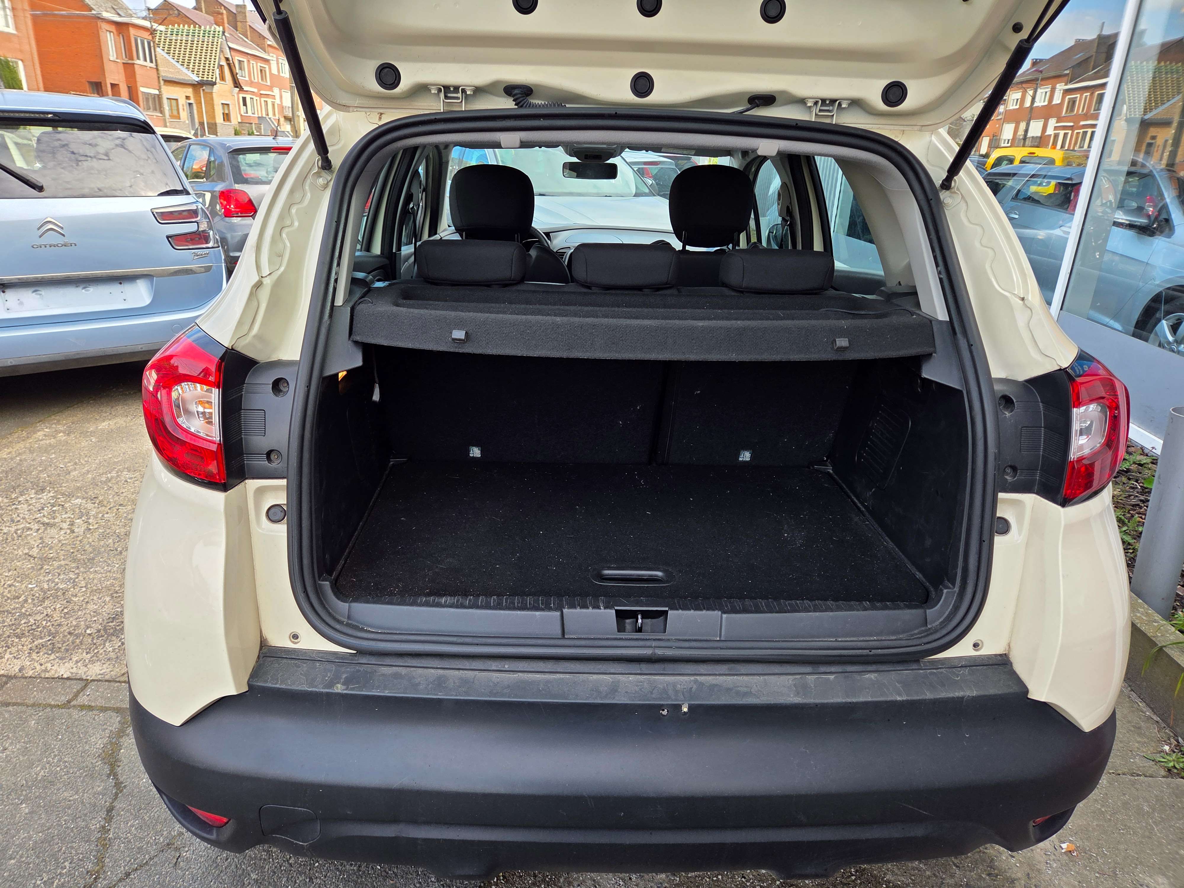 Renault Captur Captur 1.2 TCe Extrem EDC thumbnail