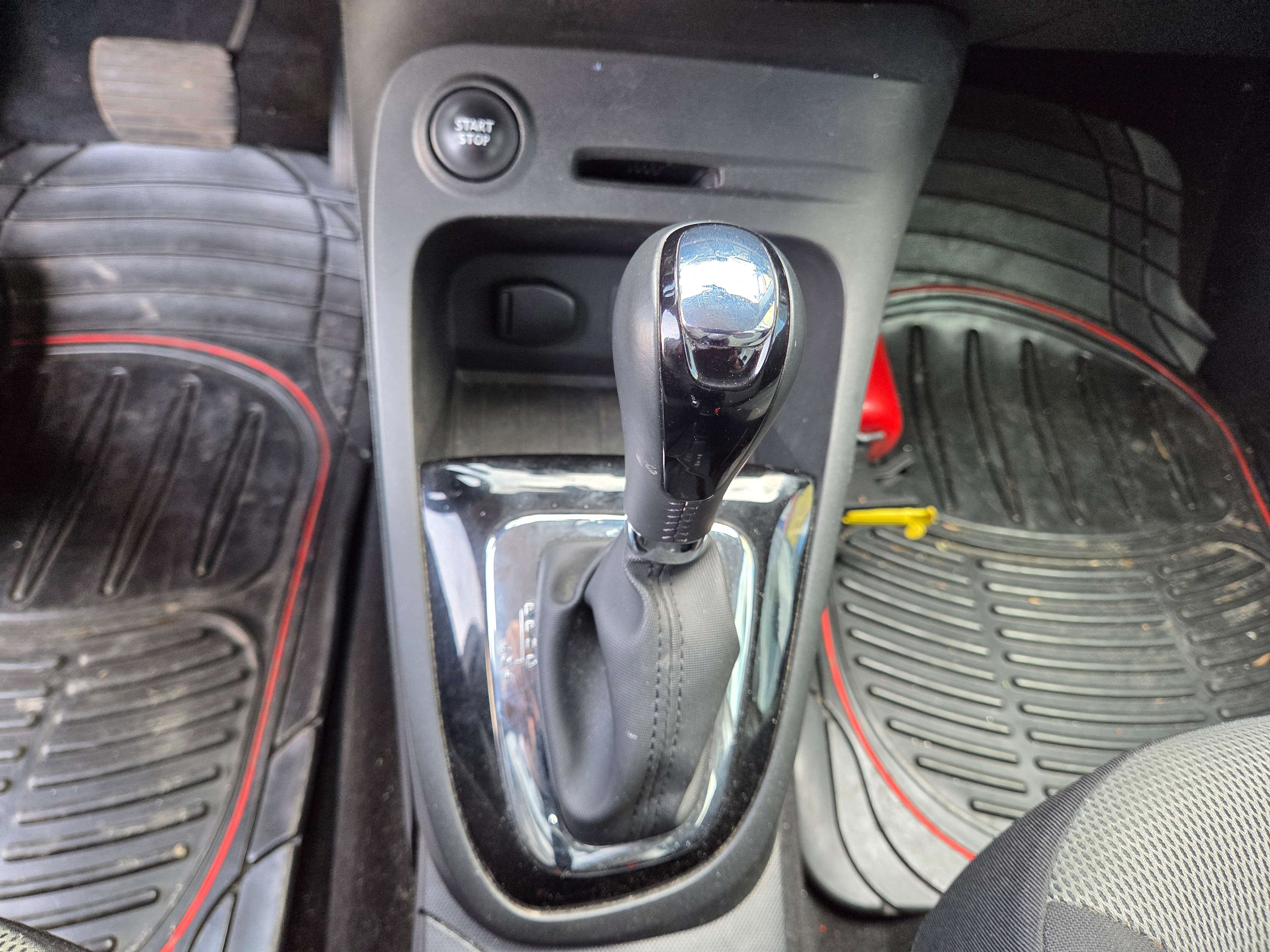 Renault Captur Captur 1.2 TCe Extrem EDC thumbnail