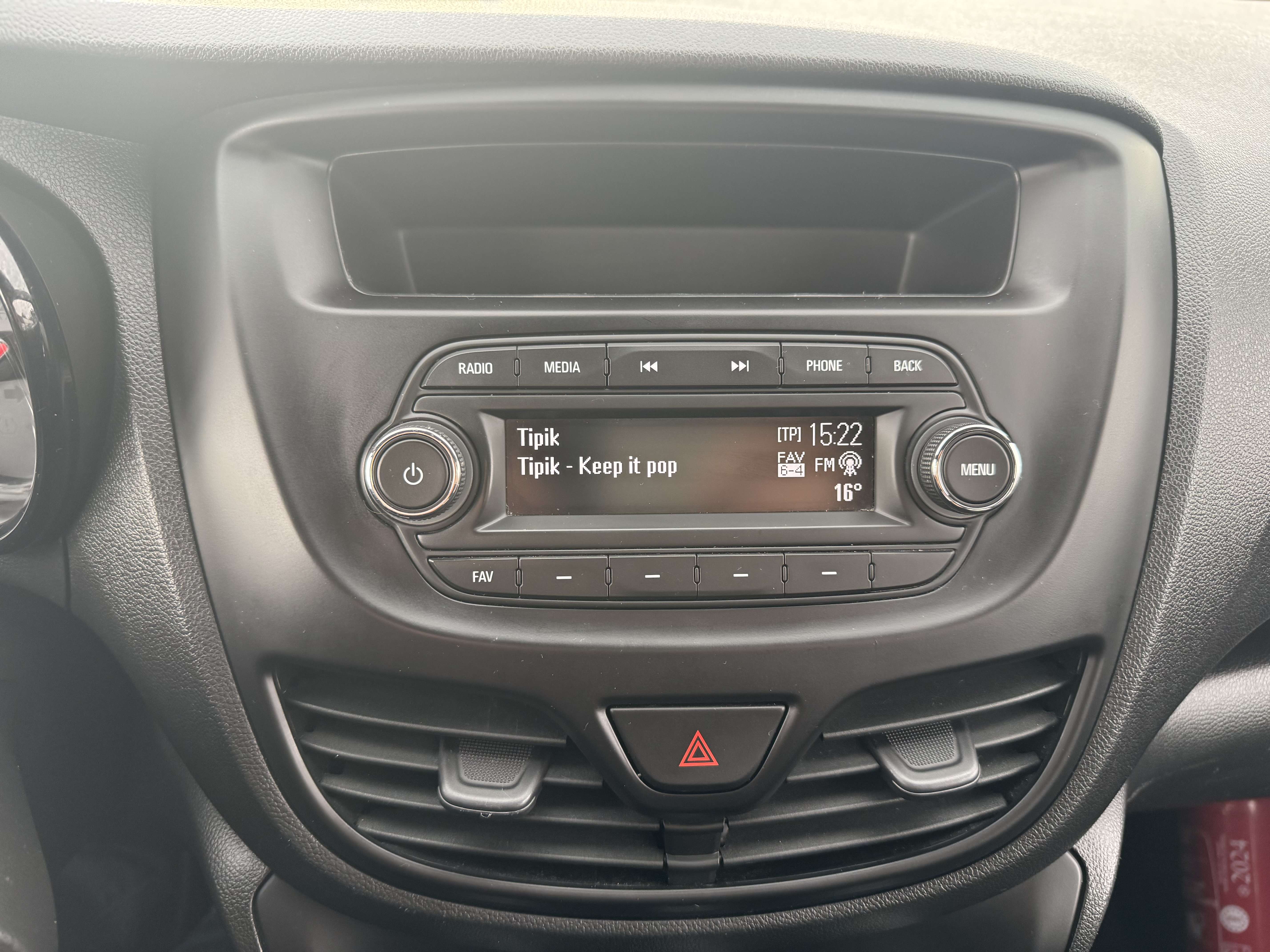 Opel Karl 1.0i Enjoy / BLUETOOTH / AIRCO / USB / CRUISE thumbnail