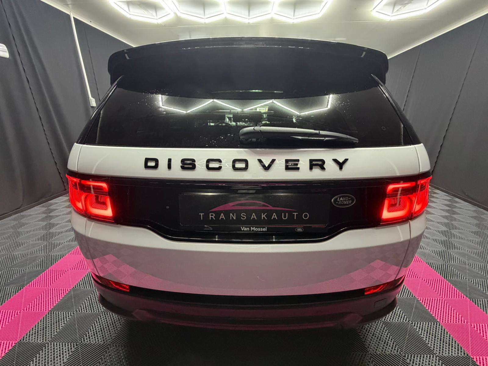 Land Rover Discovery Sport 2.0 TD4 MHEV 4WD R-Dynamic  / GARANTIE 12 MOIS LAND ROVER / BELGE / CARNET COMPLET LAND ROVER thumbnail