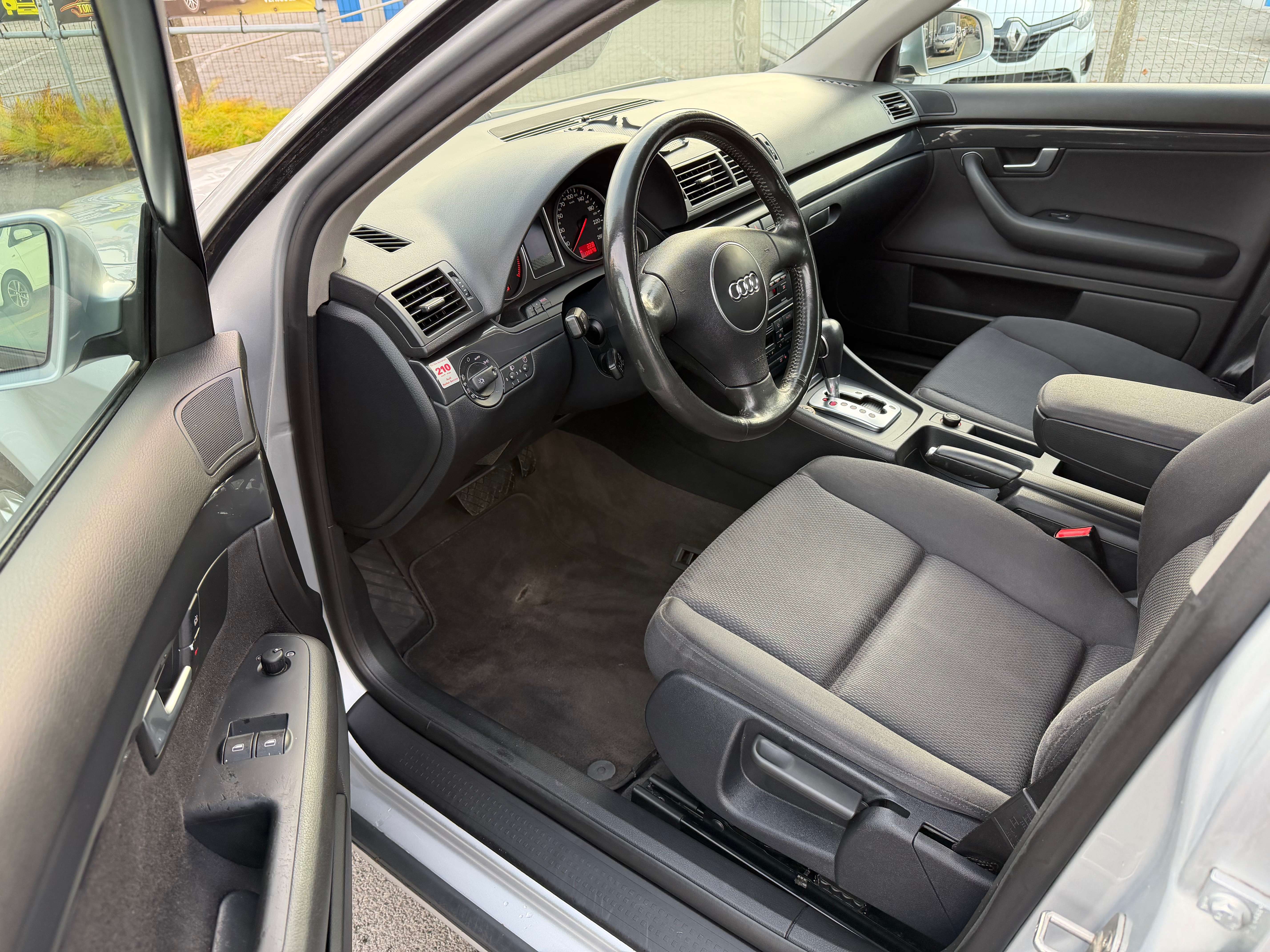 Audi A4 A4 2.0i 16v FSI*Boîte automatiqu* garantie 12M*