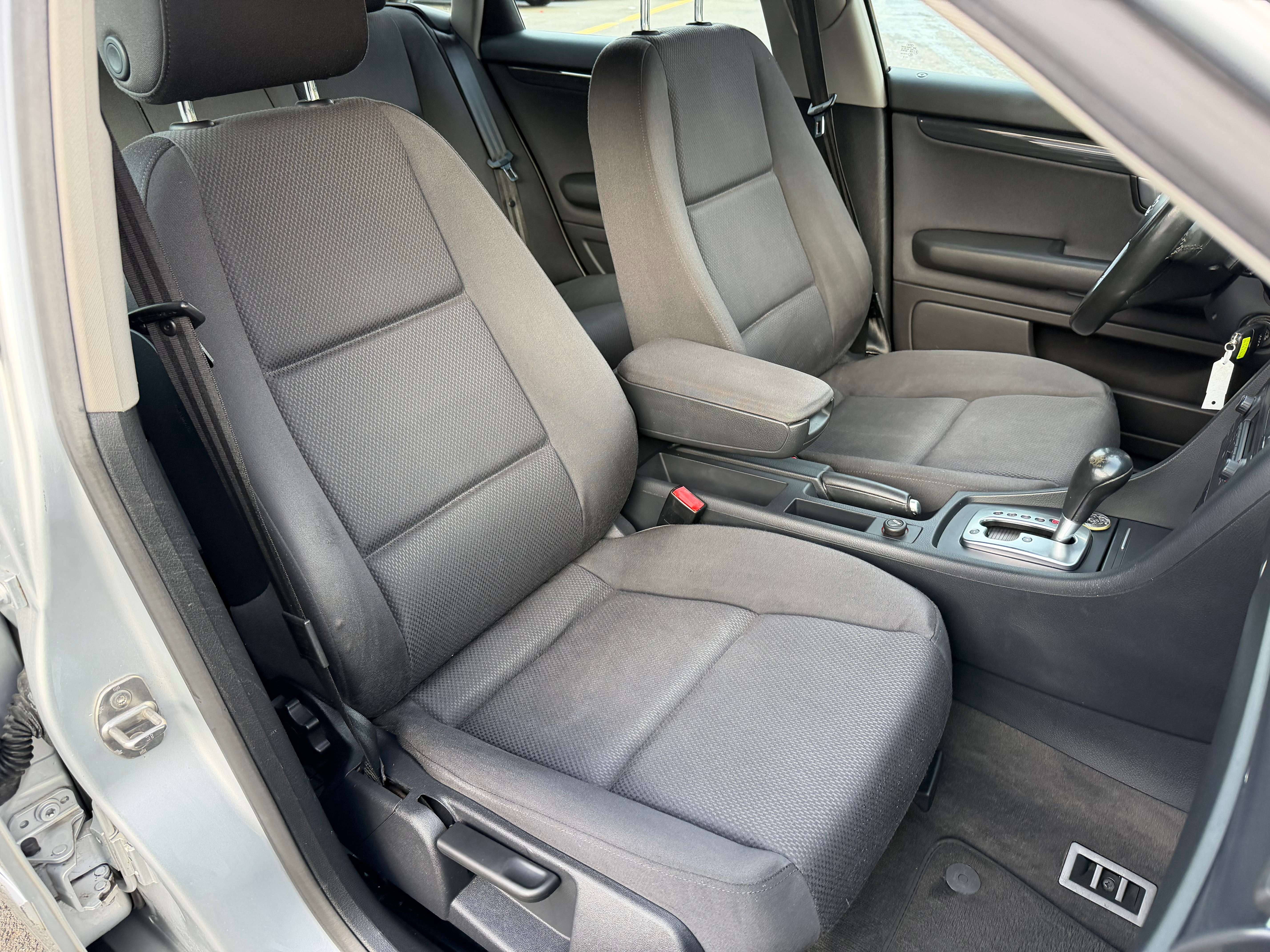 Audi A4 A4 2.0i 16v FSI*Boîte automatiqu* garantie 12M*