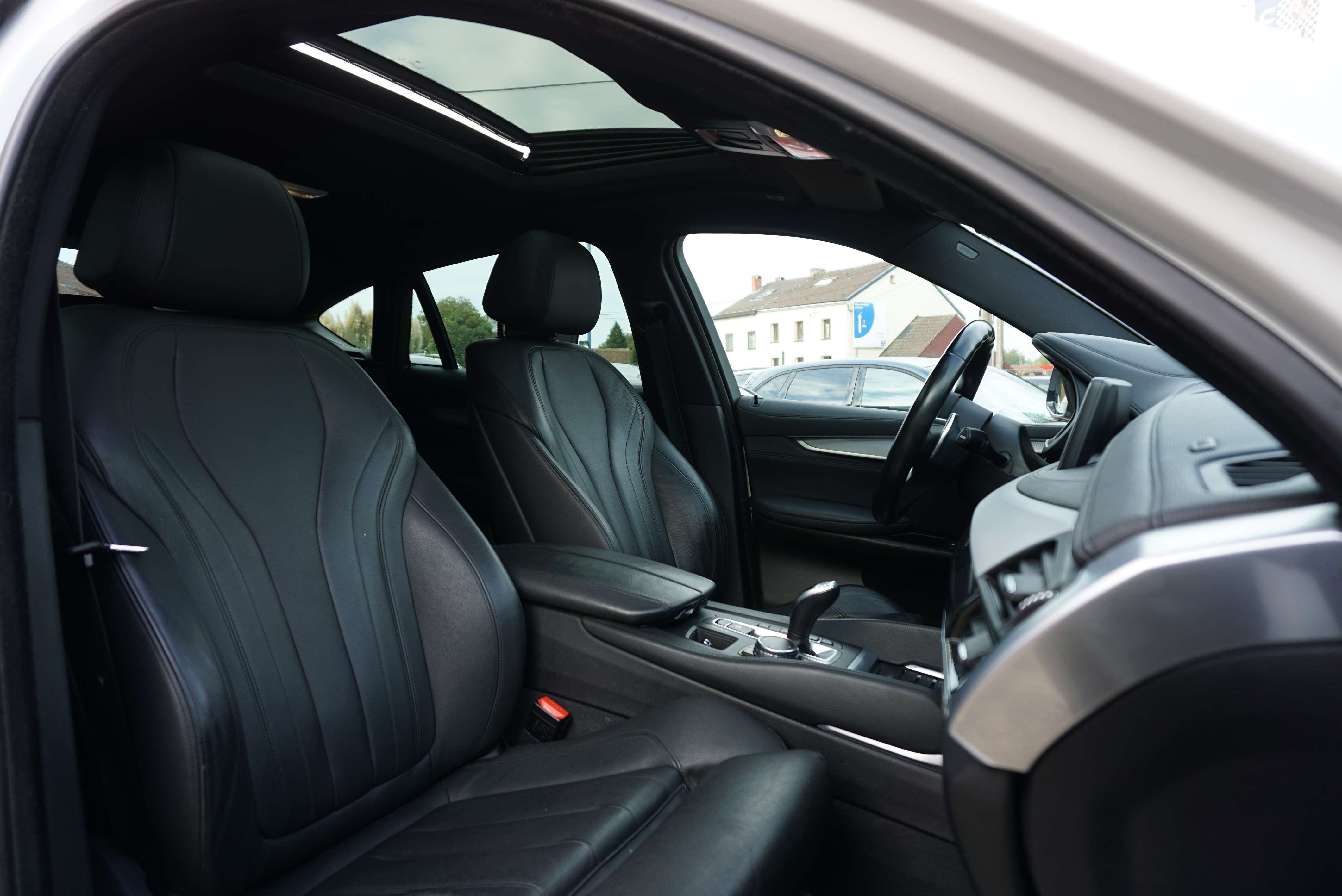BMW X6 3.0 dAS PACK M TOIT OUVRANT AUTO CAM CARNET EuR 6B