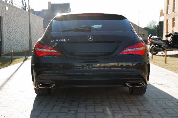 Mercedes-Benz Cla (2) SHOOTING BRAKE 200 D BUSINESS EDITION 7G-DCT