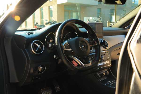 Mercedes-Benz Cla (2) SHOOTING BRAKE 200 D BUSINESS EDITION 7G-DCT