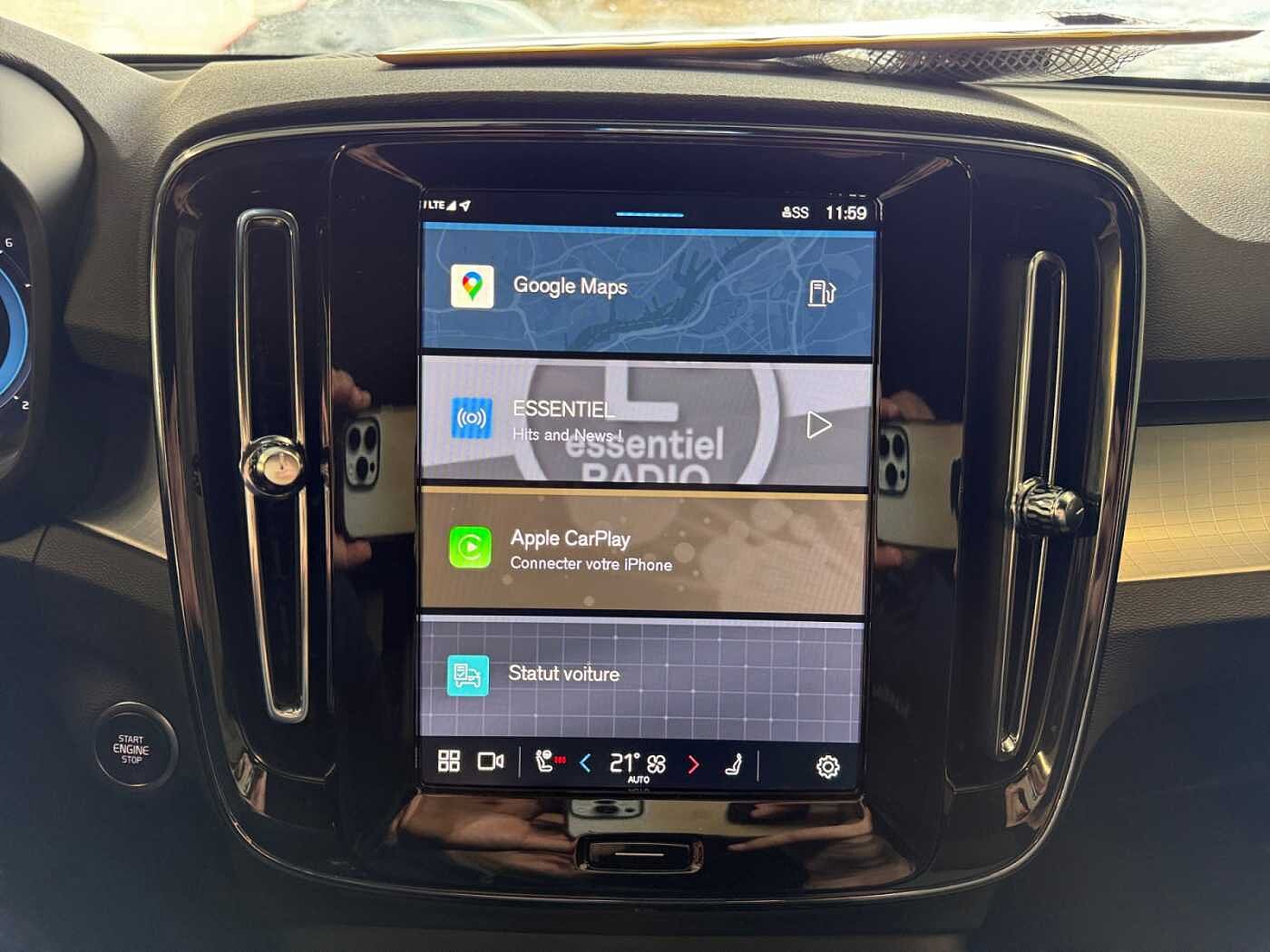Volvo XC40 XC40 Plus, B3 Mild Hybrid, Essence, Dark