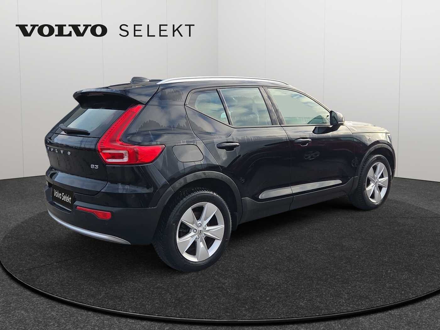 Volvo XC40 XC40 Core, B3 Mild Hybrid, Essence