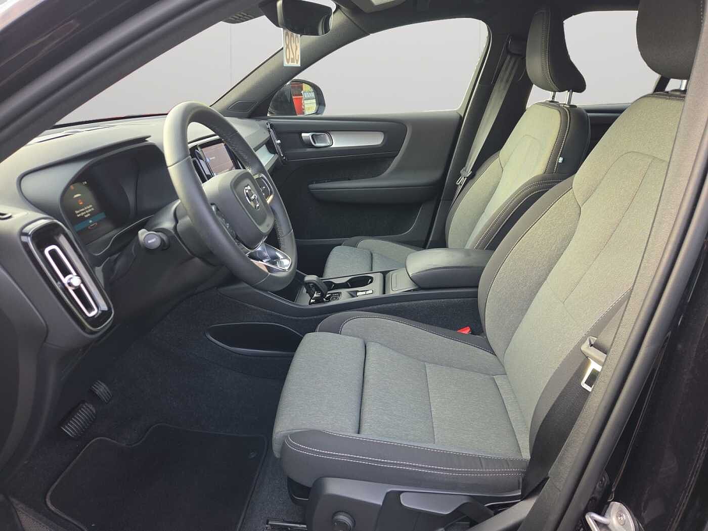 Volvo XC40 XC40 Core, B3 Mild Hybrid, Essence