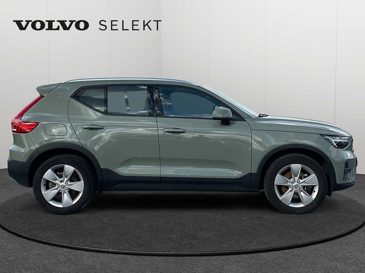 Volvo XC40 XC40 Core, B3 Mild Hybrid, Essence