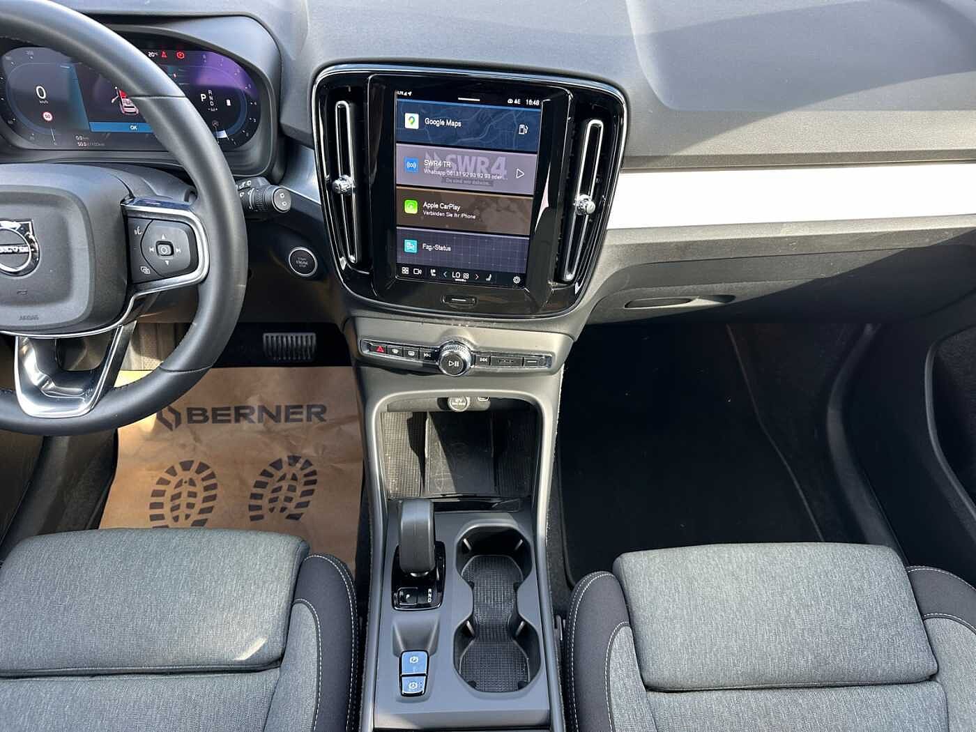 Volvo XC40 XC40 Core, B3 Mild Hybrid, Essence