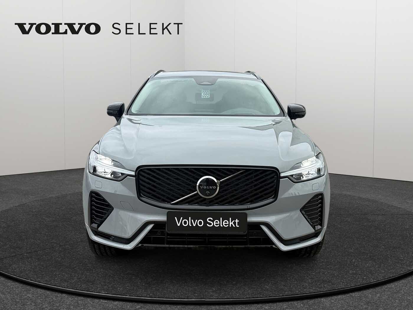 Volvo XC60 XC60 Plus, T6 AWD Plug-in Hybrid, Elektrisch/Benzin, Dark