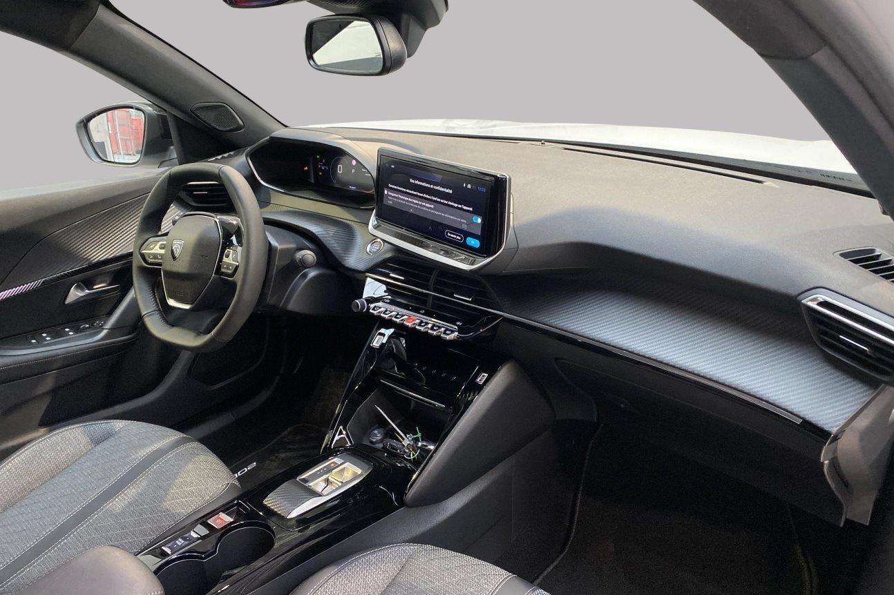 Peugeot 2008 ALLURE*GPS et Caméra