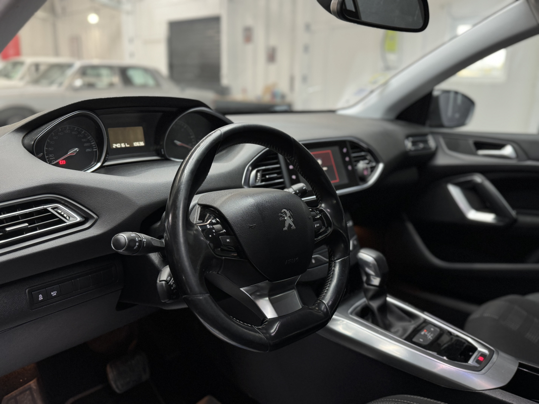 Peugeot 308 2.0 BleuHDI 150 ch ALLURE