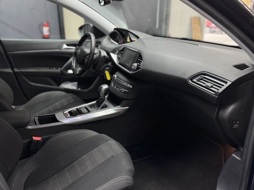 Peugeot 308 2.0 BleuHDI 150 ch ALLURE