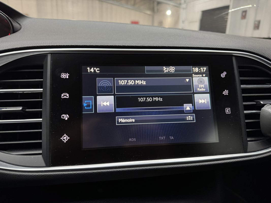 Peugeot 308 2.0 BleuHDI 150 ch ALLURE