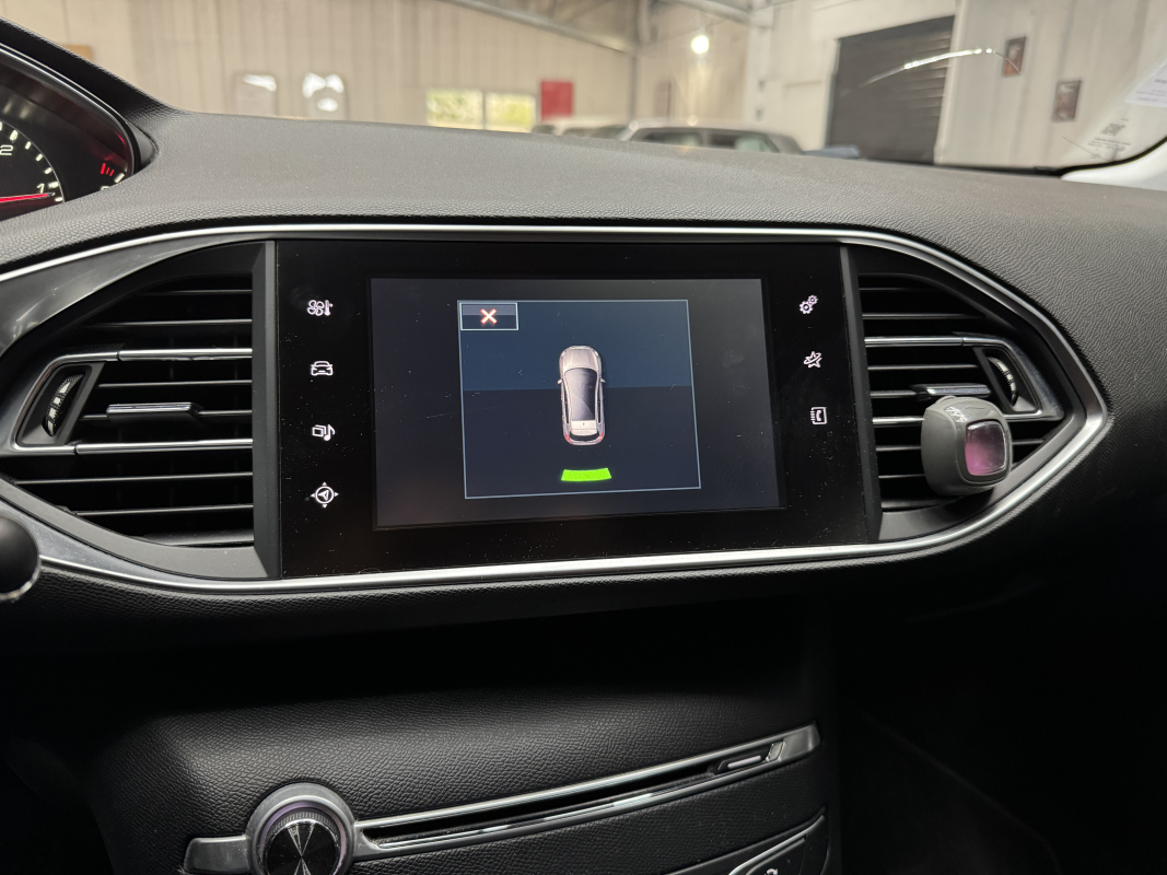 Peugeot 308 2.0 BleuHDI 150 ch ALLURE