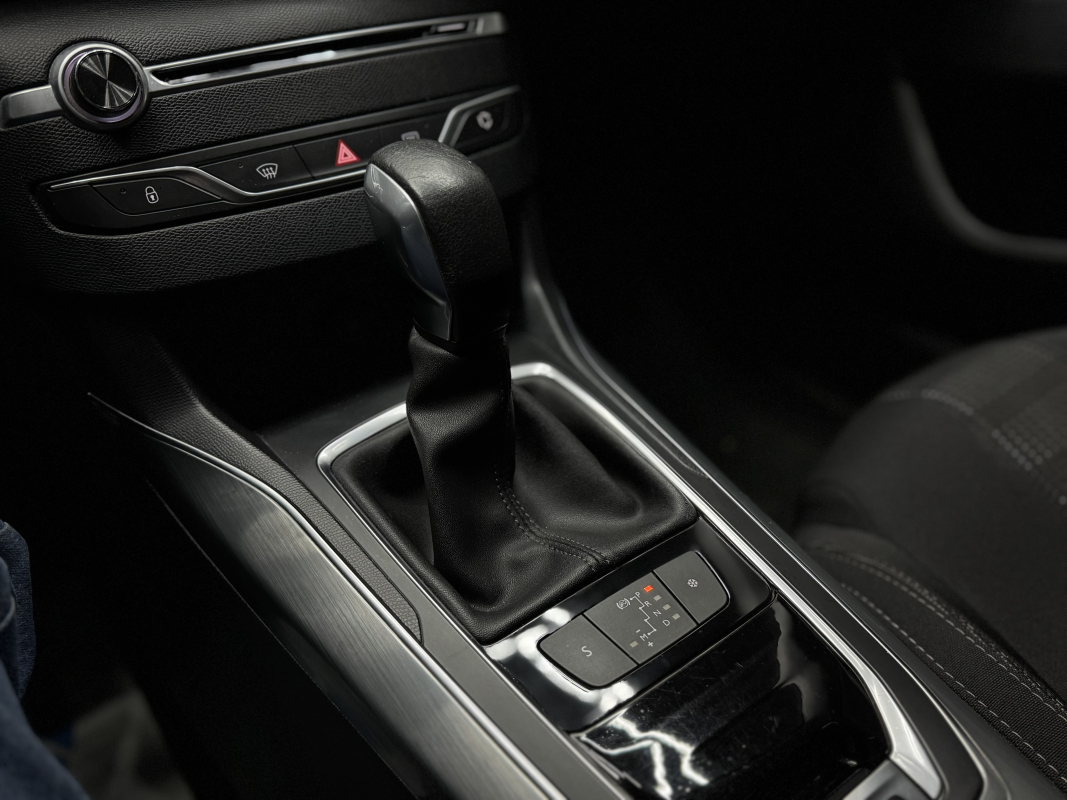 Peugeot 308 2.0 BleuHDI 150 ch ALLURE