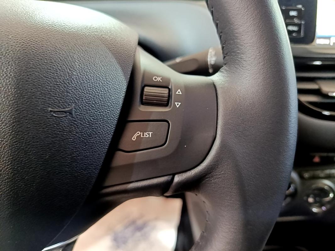 Peugeot 208 Puretech 82 S&S Active Business