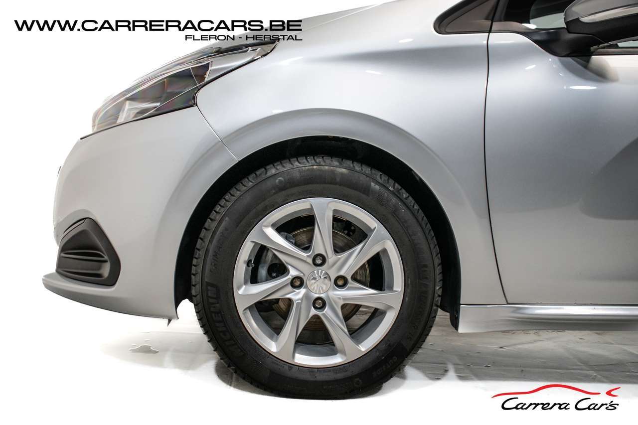 Peugeot 208 1.6 HDi Signature*|AIRCO*CRUISE*NEW*GARANTIE 1AN|*