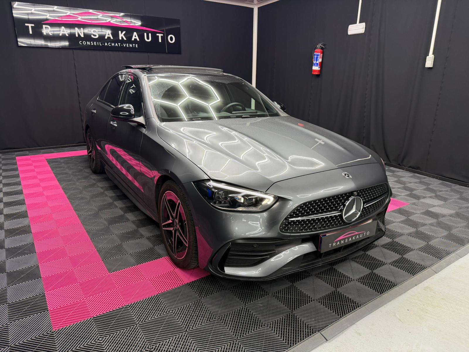 Mercedes-Benz C 200 AMG LINE / FULL OPTIONS / 1 OWNER / GARANTIE MERCEDES 06/2028 / BELGE