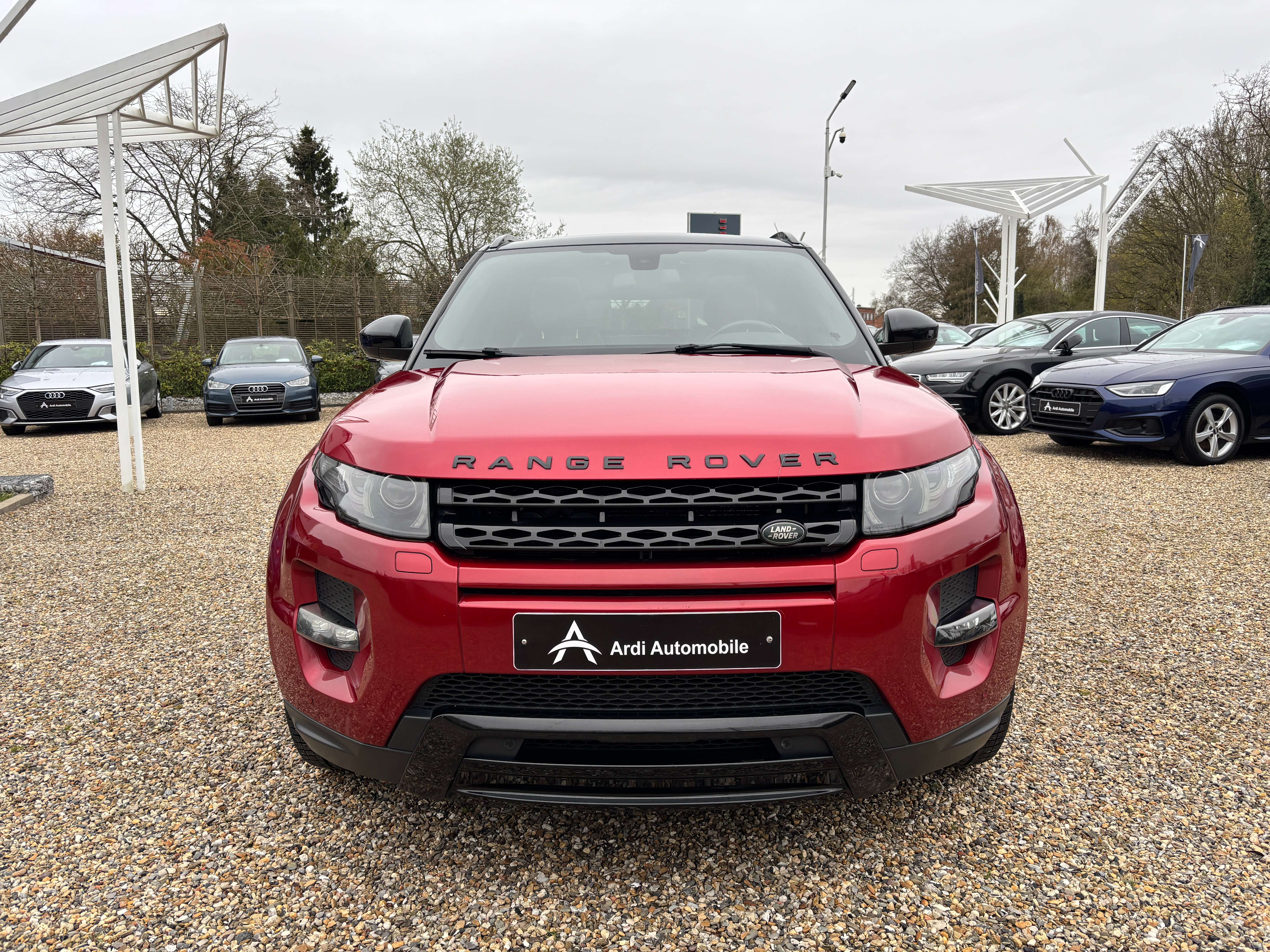 Land Rover Range Rover Evoque 2.2 TD4 4WD *SIEGES CHAUFFANTS*MERIDIAN*LED*CAMERA*GARANTIE*