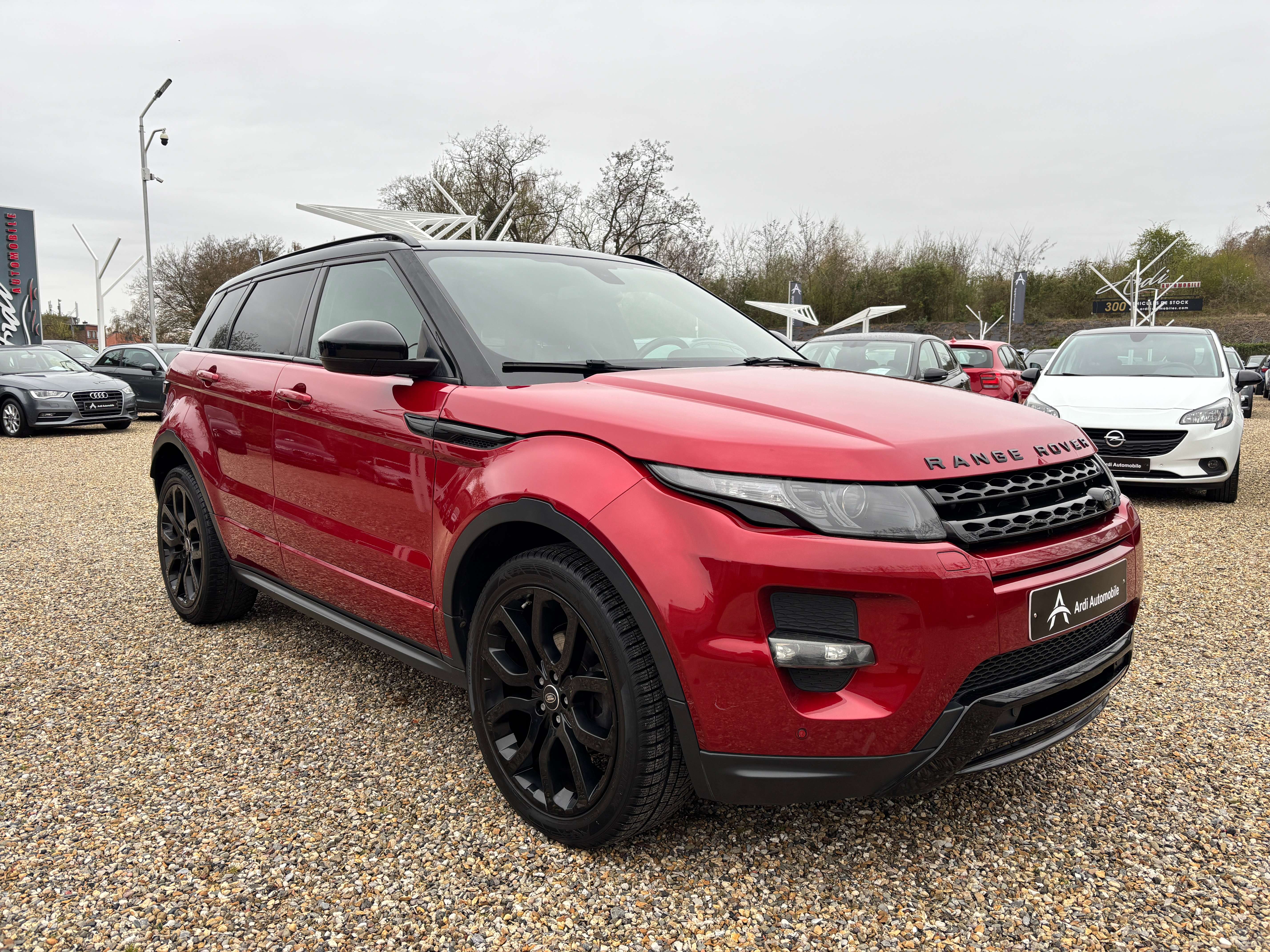 Land Rover Range Rover Evoque 2.2 TD4 4WD *SIEGES CHAUFFANTS*MERIDIAN*LED*CAMERA*GARANTIE*