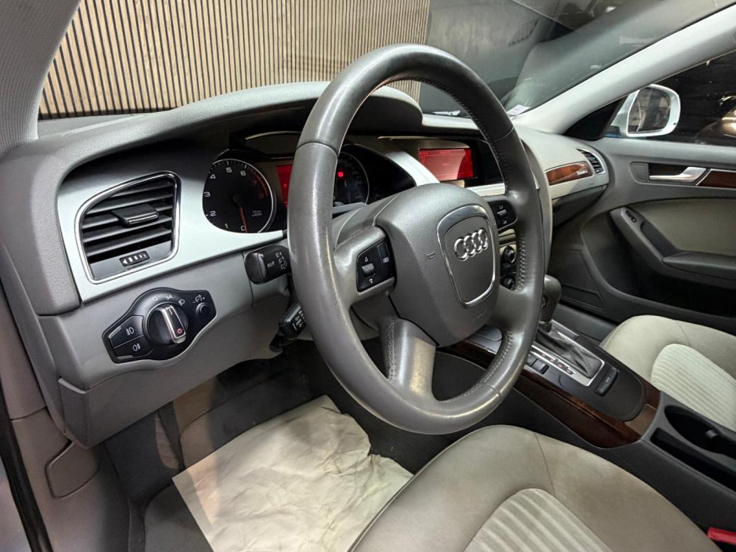 Audi A4 V6 3.2 FSI 265 Quattro Ambiente Tiptronic A