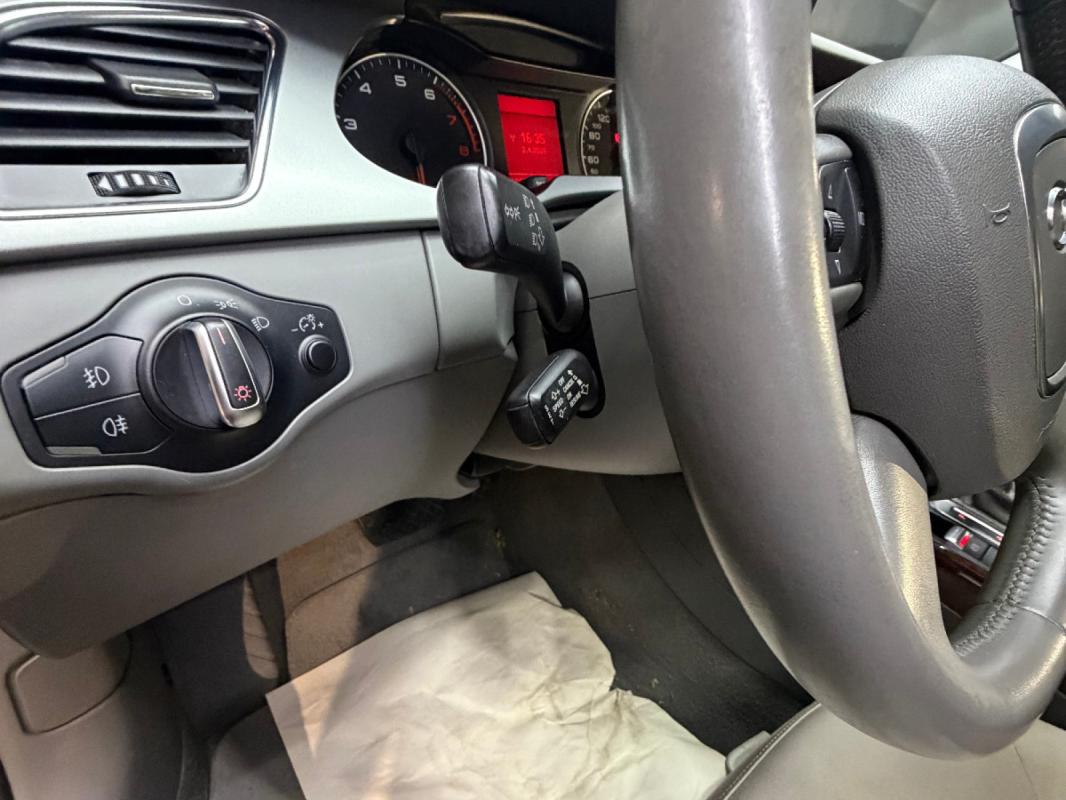 Audi A4 V6 3.2 FSI 265 Quattro Ambiente Tiptronic A