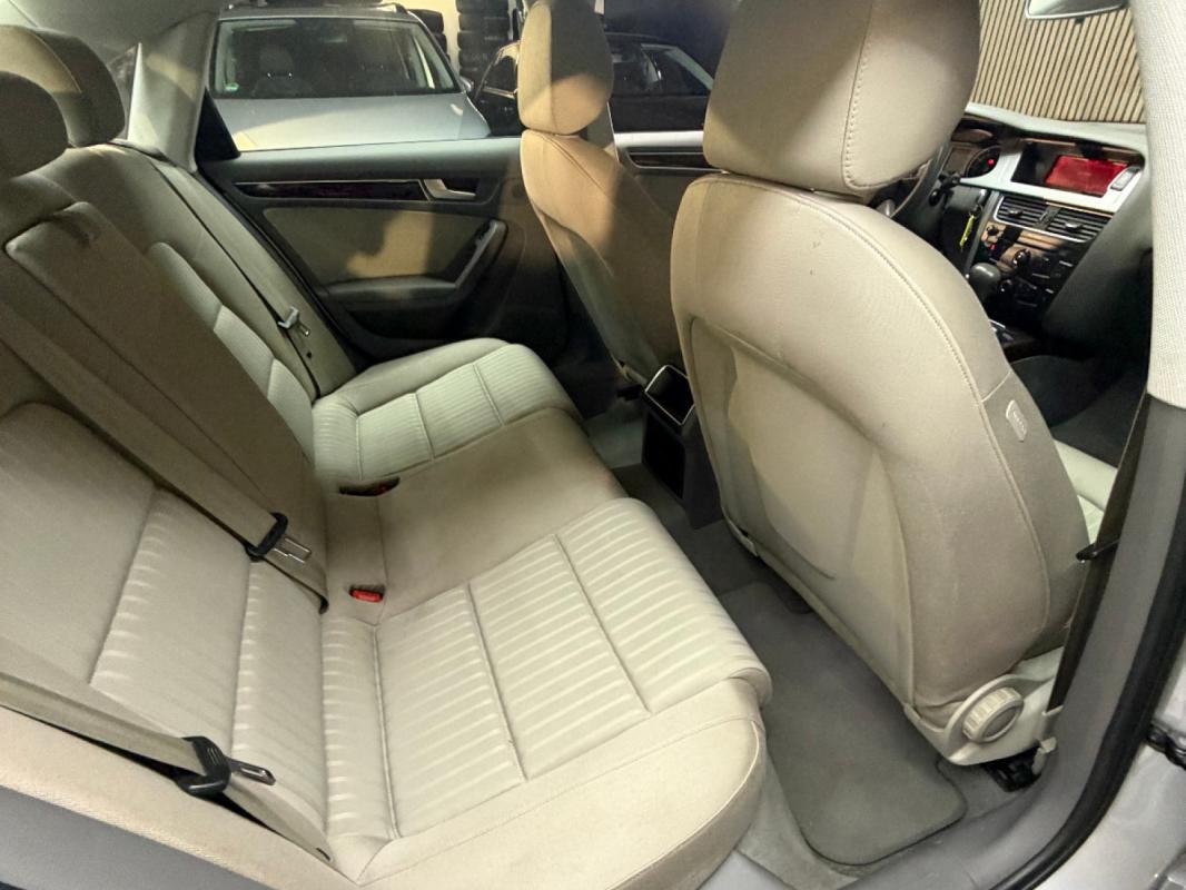 Audi A4 V6 3.2 FSI 265 Quattro Ambiente Tiptronic A