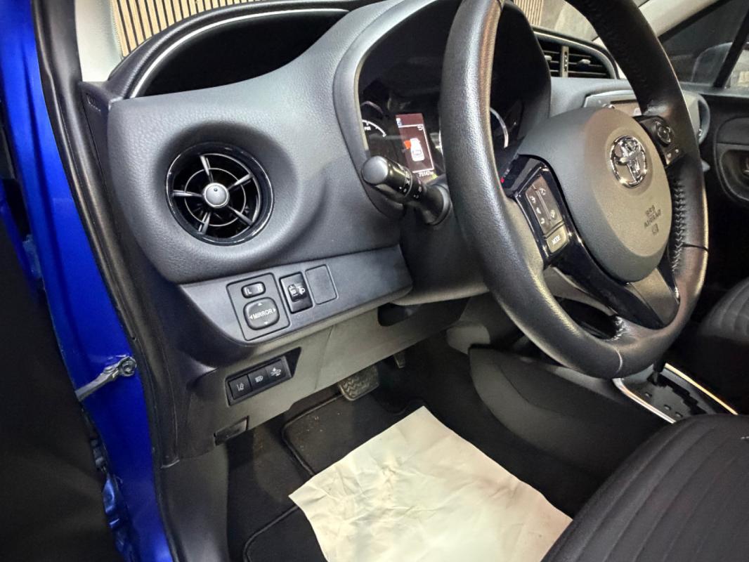 Toyota Yaris HYBRIDE RC18 100h Dynamic
