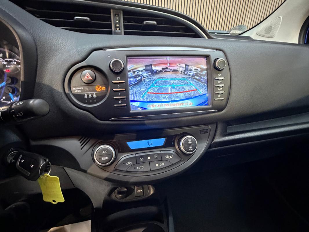 Toyota Yaris HYBRIDE RC18 100h Dynamic