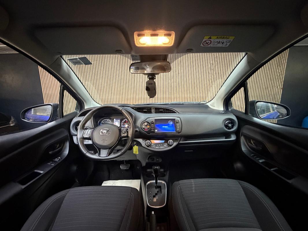 Toyota Yaris HYBRIDE RC18 100h Dynamic