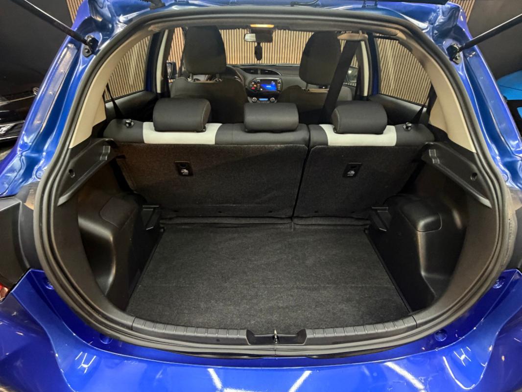 Toyota Yaris HYBRIDE RC18 100h Dynamic