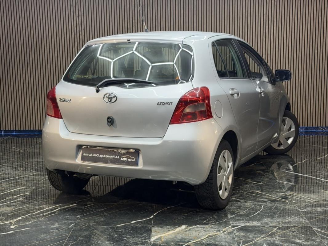 Toyota Yaris II 1.3 - 87 VVT-i Sol MultiMode
