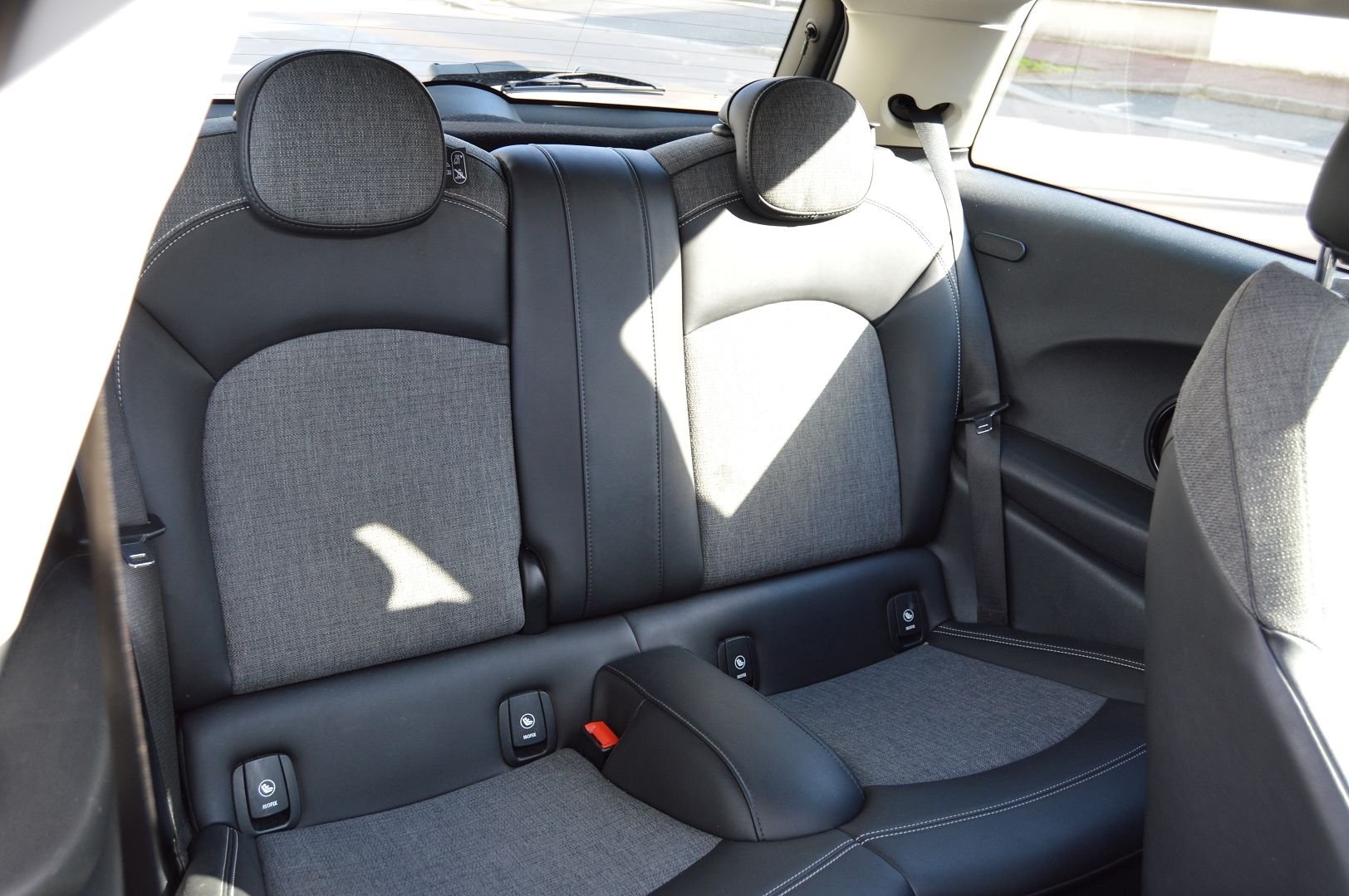 Mini MINI ONE 102CH BLACKFRIARS BVA7 112G