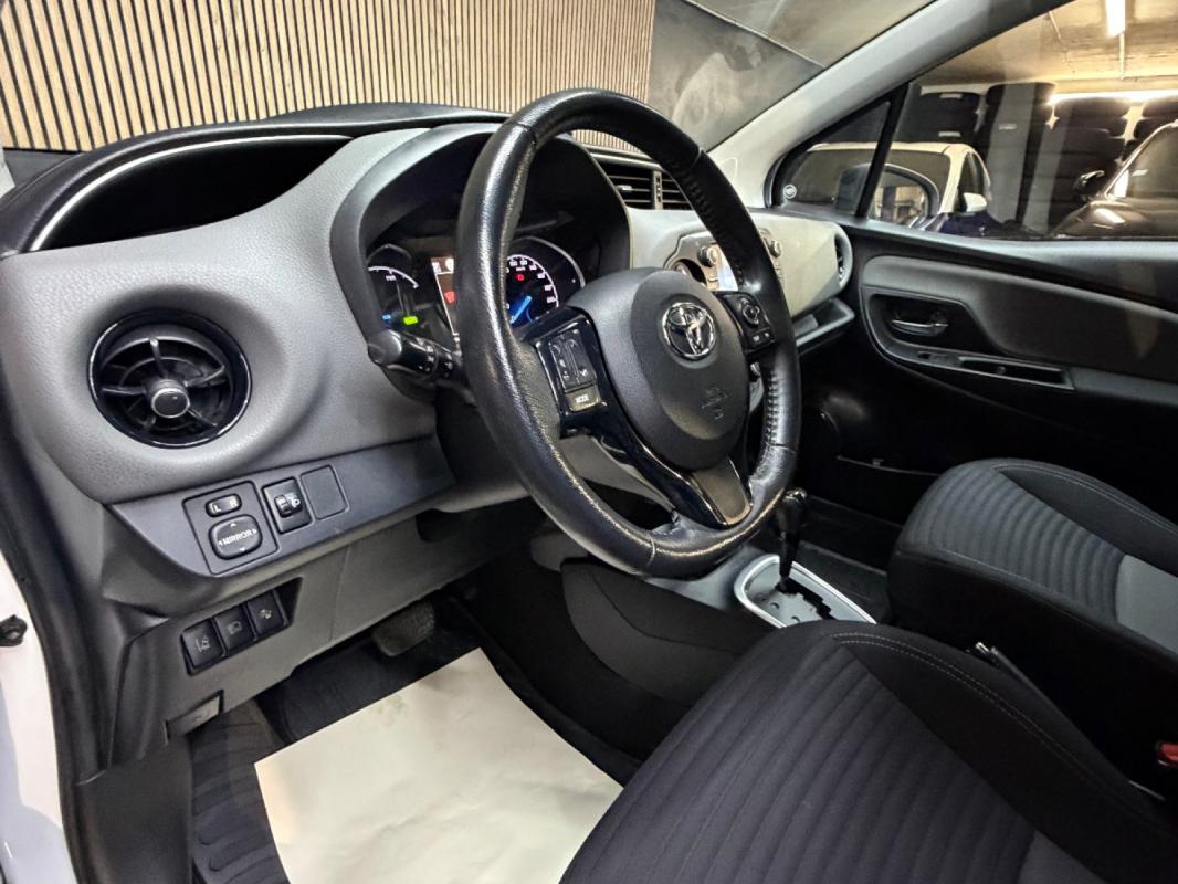 Toyota Yaris HYBRIDE LCA 2016 100h France