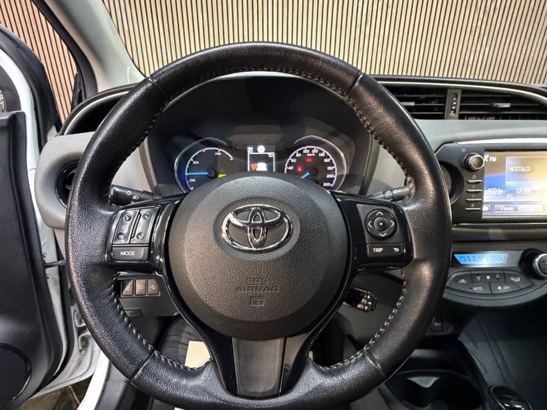 Toyota Yaris HYBRIDE LCA 2016 100h France