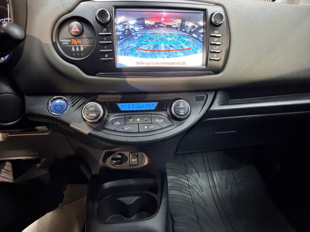 Toyota Yaris HYBRIDE LCA 2016 100h France