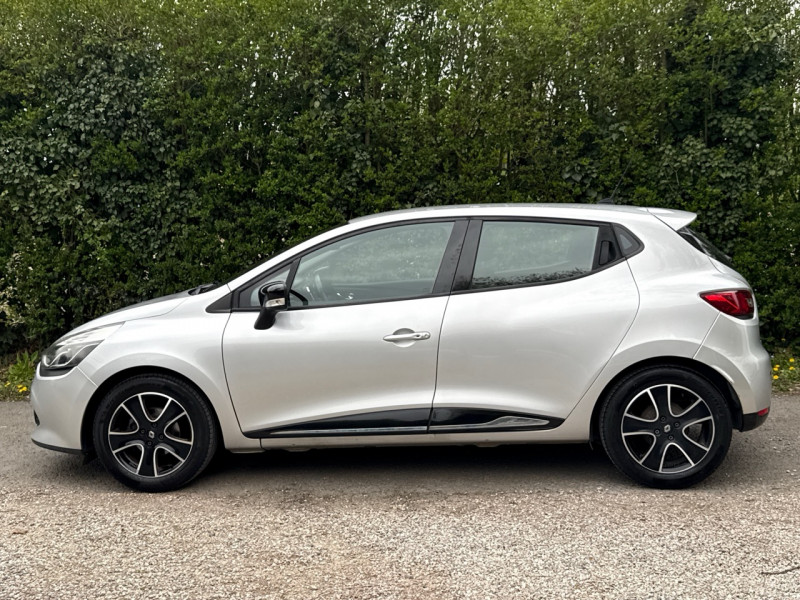 Renault CLIO IV 0.9 TCE 90CH ENERGY DYNAMIQUE ECO² - 77.000KM * GPS * LED