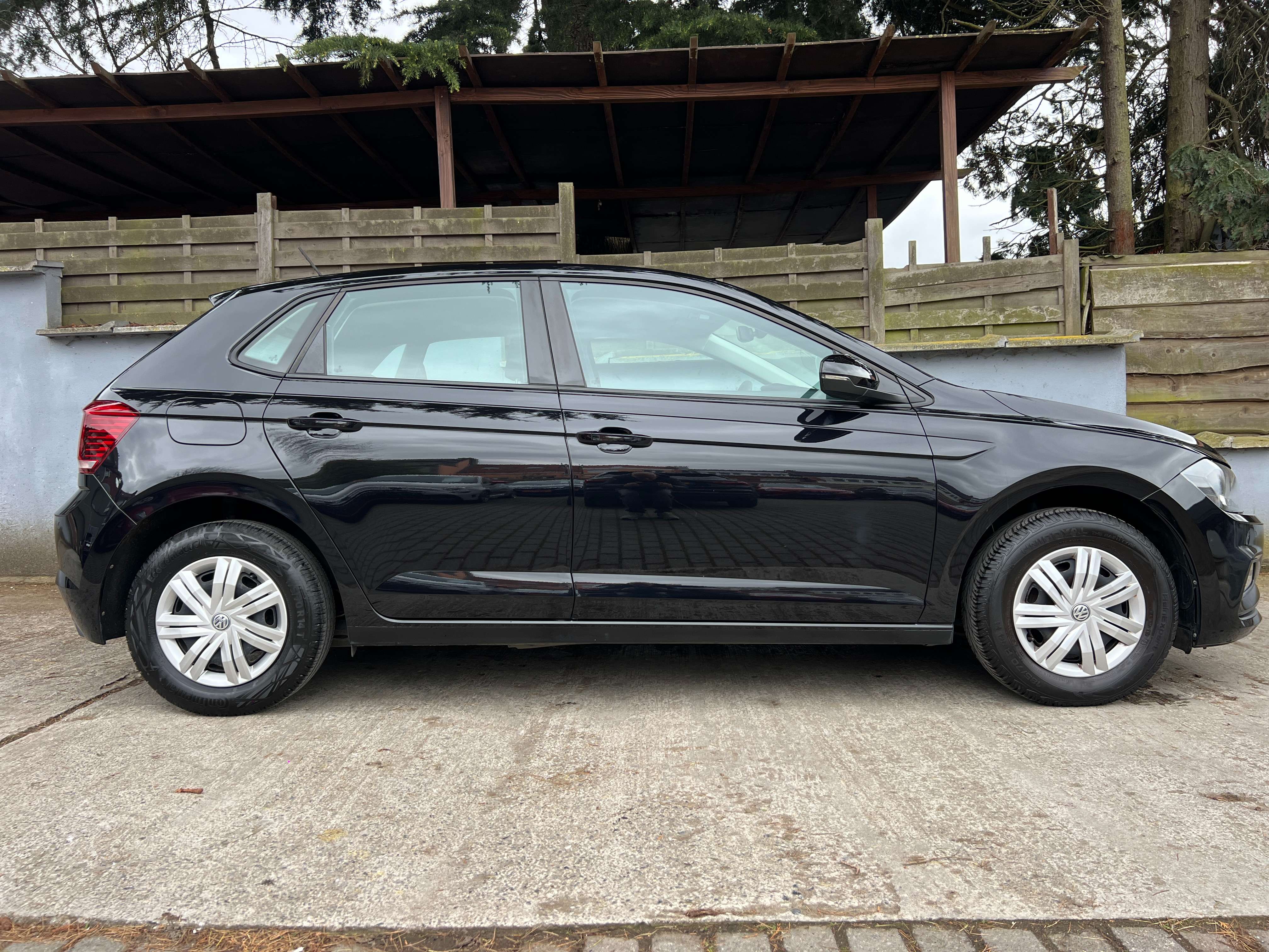 Volkswagen Polo 1.0i Comfortline (Apple CarPlay 12 mois de garantie)