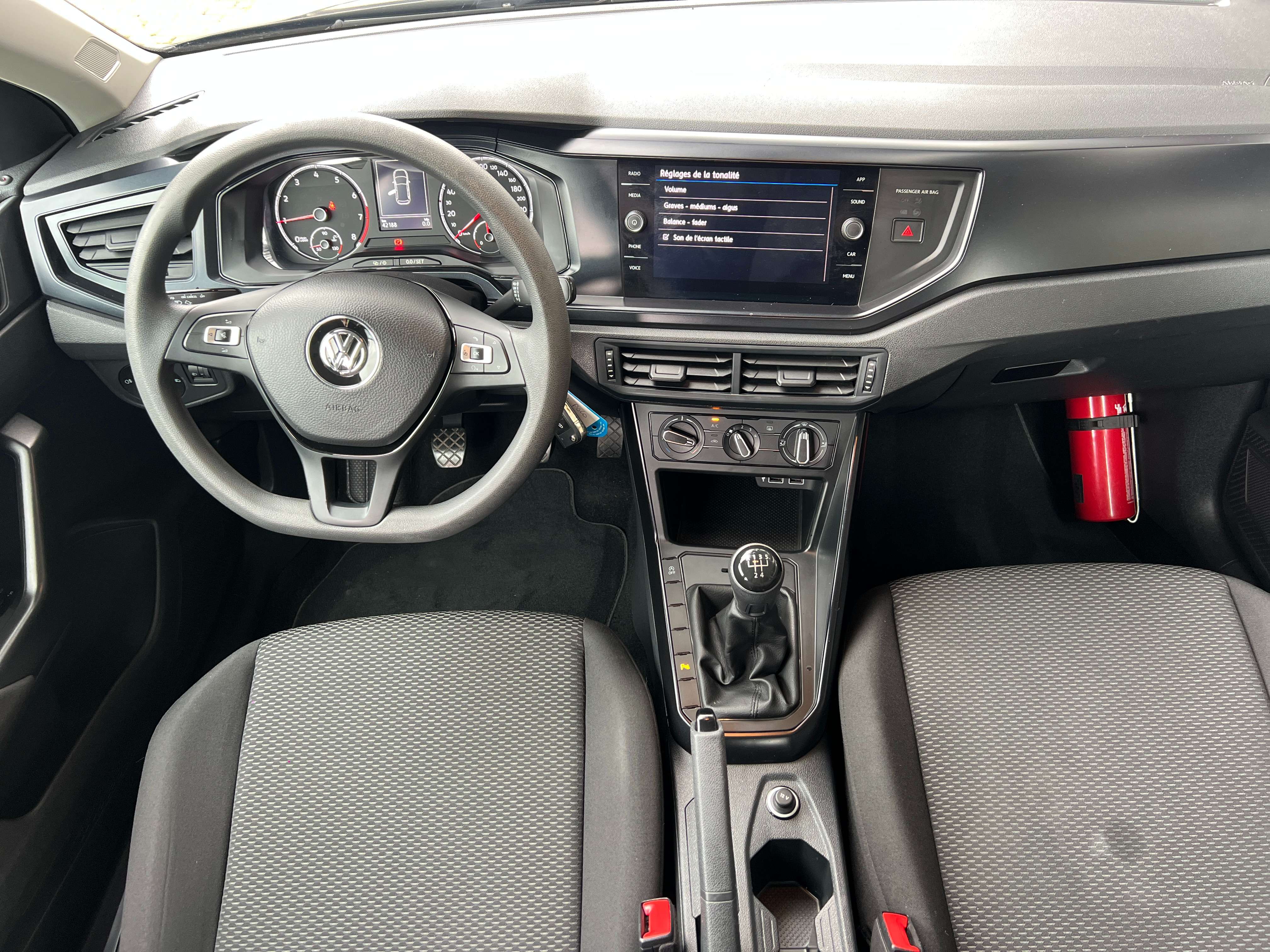 Volkswagen Polo 1.0i Comfortline (Apple CarPlay 12 mois de garantie)