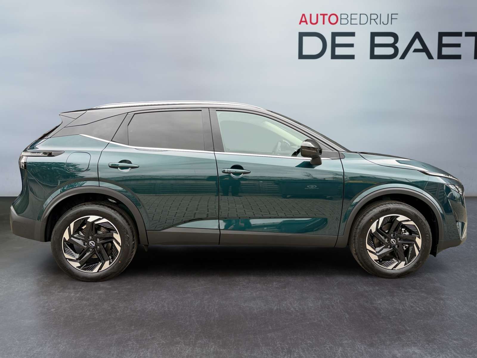 Nissan Qashqai 1.3DIG-T158*6MT*N-CONNECTA*COLD PACK*BLACKROOF*GARANTIE