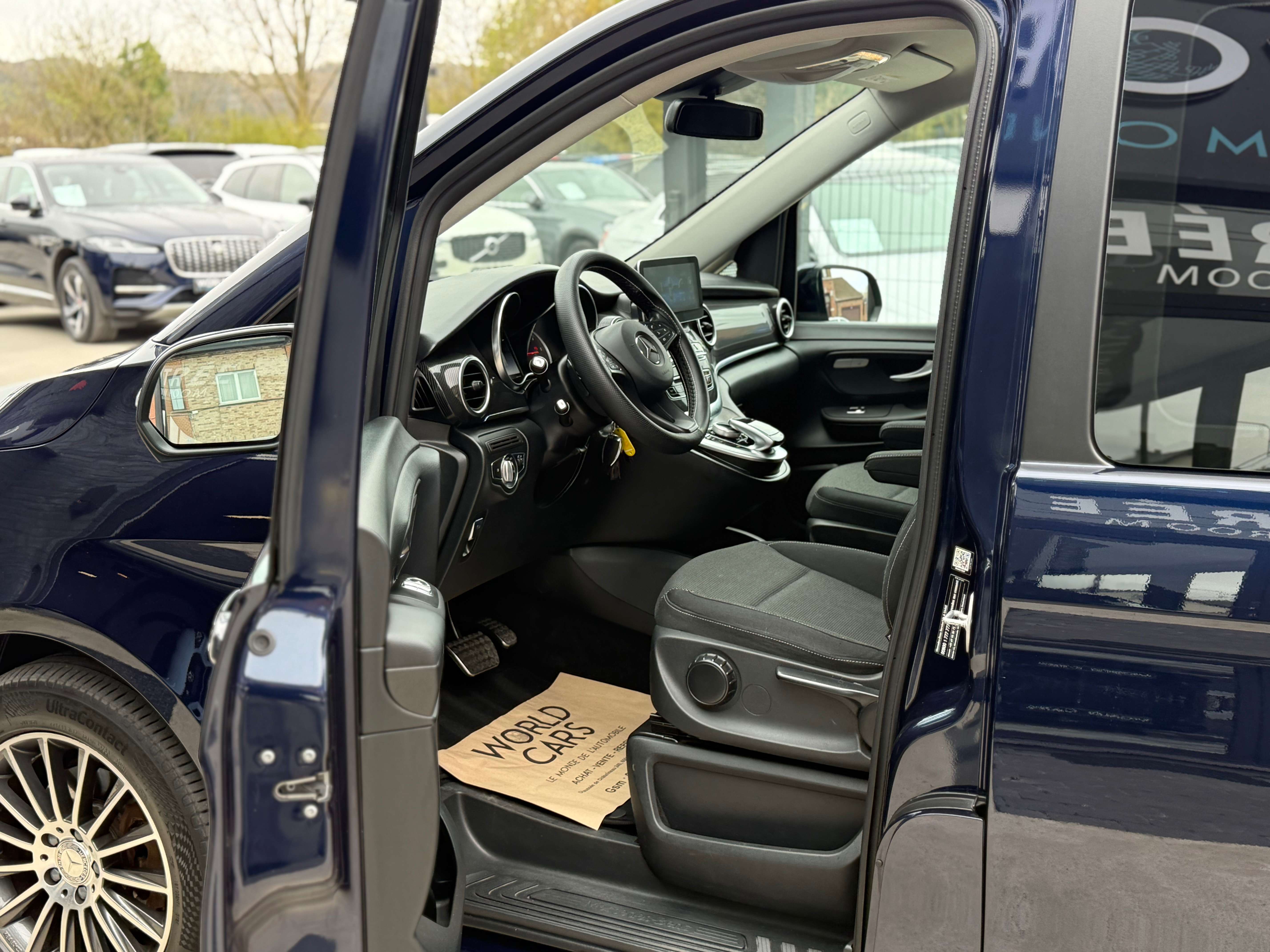 Mercedes-Benz V 220 d 7PLACES 163CV - TVAC*BTWIN - CAMERA - NAVIGATION - CRUISE - GARANTIE 12MOIS