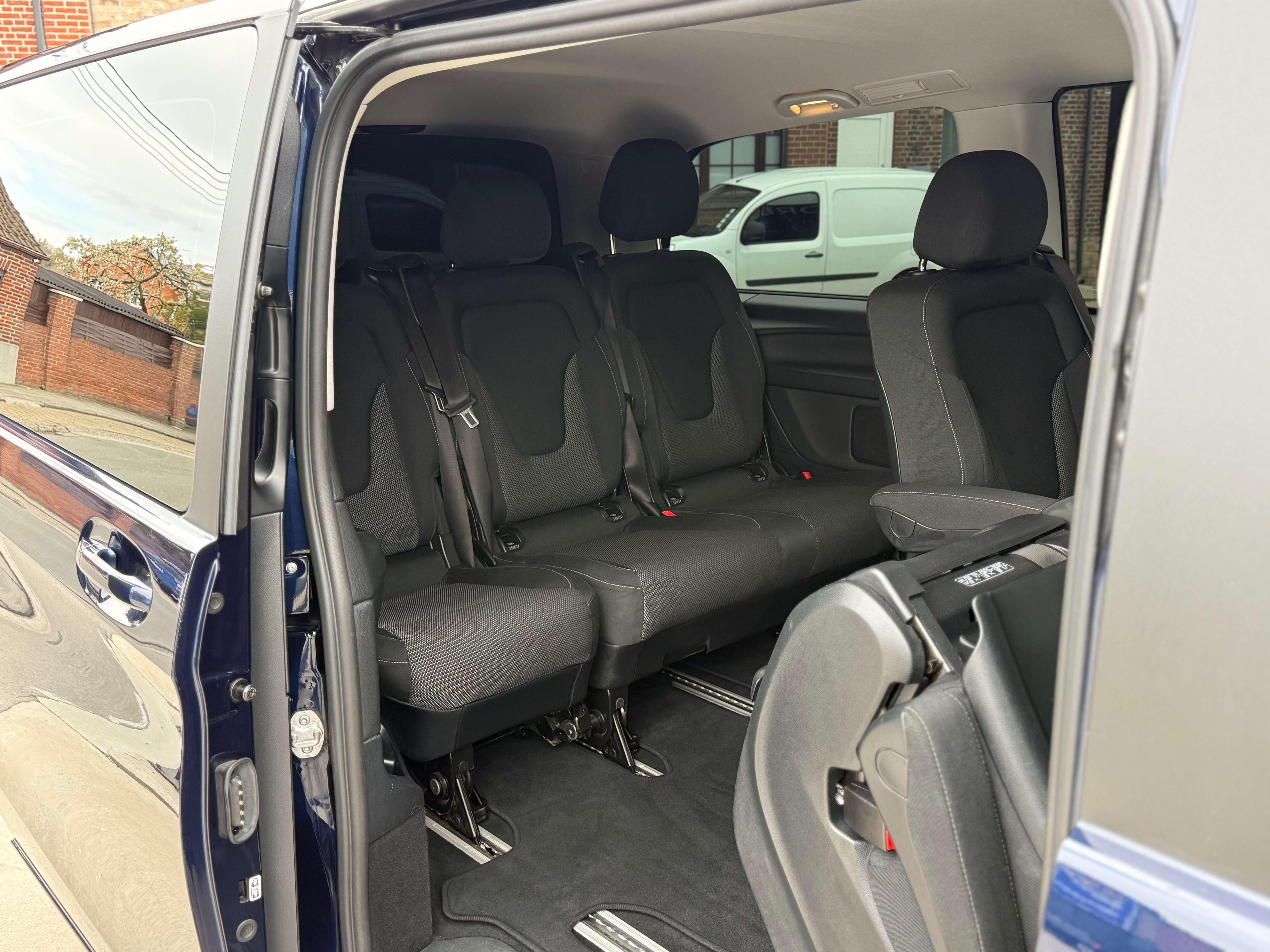 Mercedes-Benz V 220 d 7PLACES 163CV - TVAC*BTWIN - CAMERA - NAVIGATION - CRUISE - GARANTIE 12MOIS