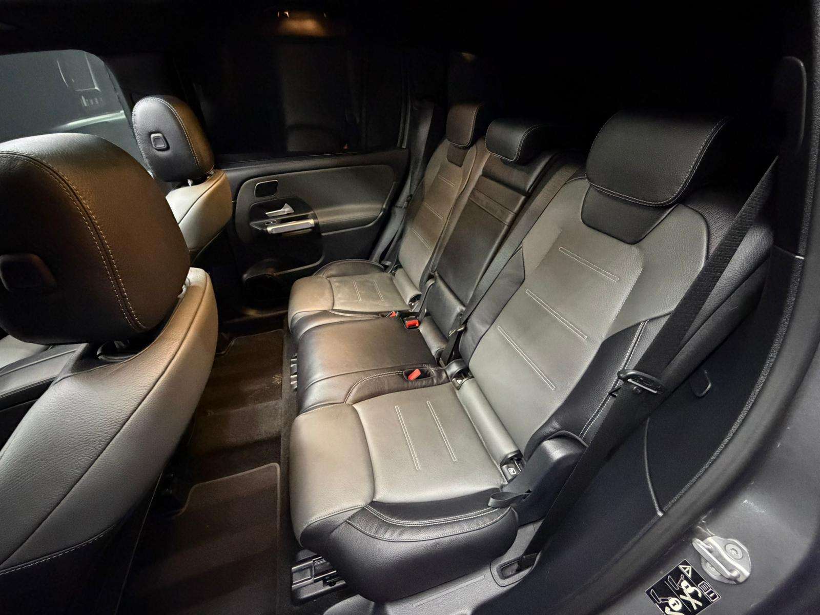 Mercedes-Benz GLB 35 AMG GLB 35 AMG 4-Matic / CARNET COMPLET MERCEDES / GARANTIE 1 MERCEDES / FULL OPTIONS