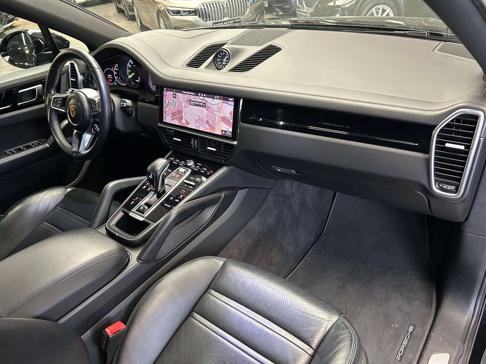 Porsche Cayenne E-Hybrid Coupé SportDesign Alu22"/Pano/Chrono/Cam360 *1j garantie*