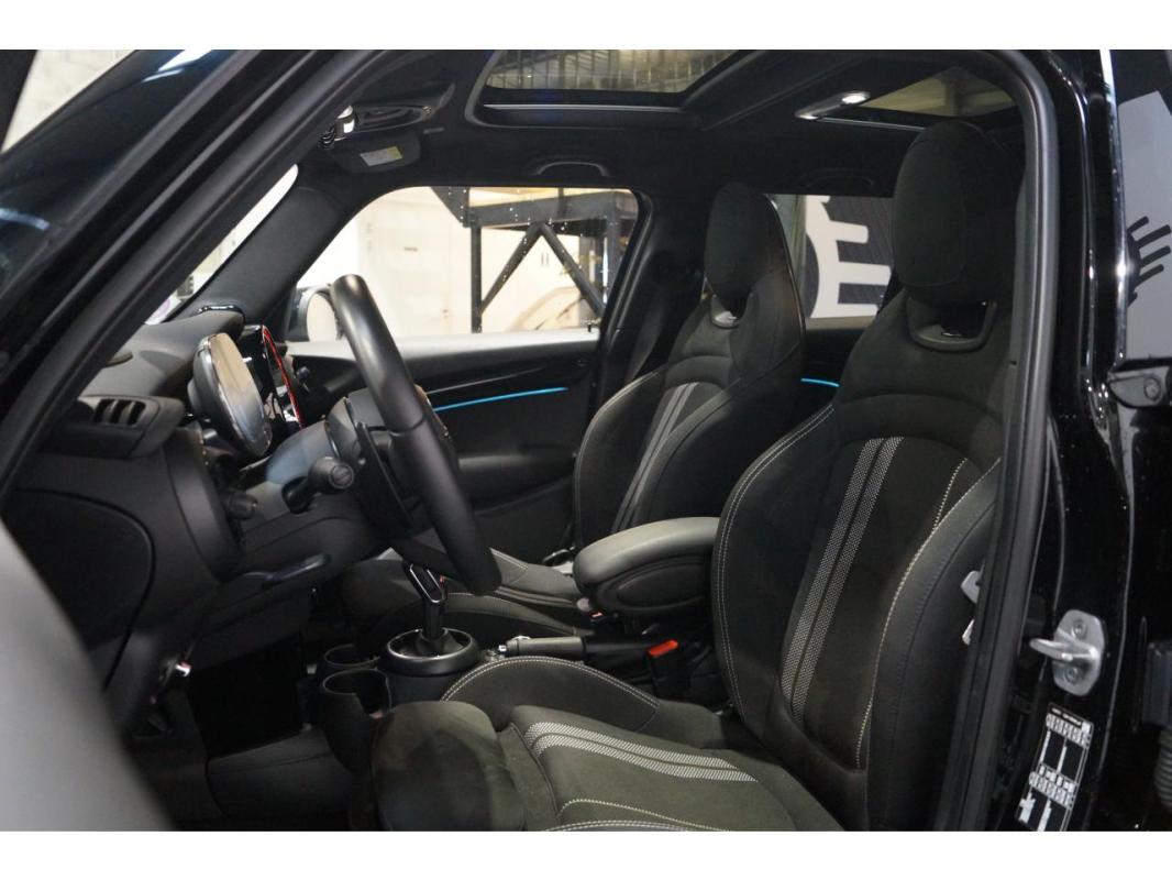 Mini Mini 2.0i - 178 Sport Cooper S John première main