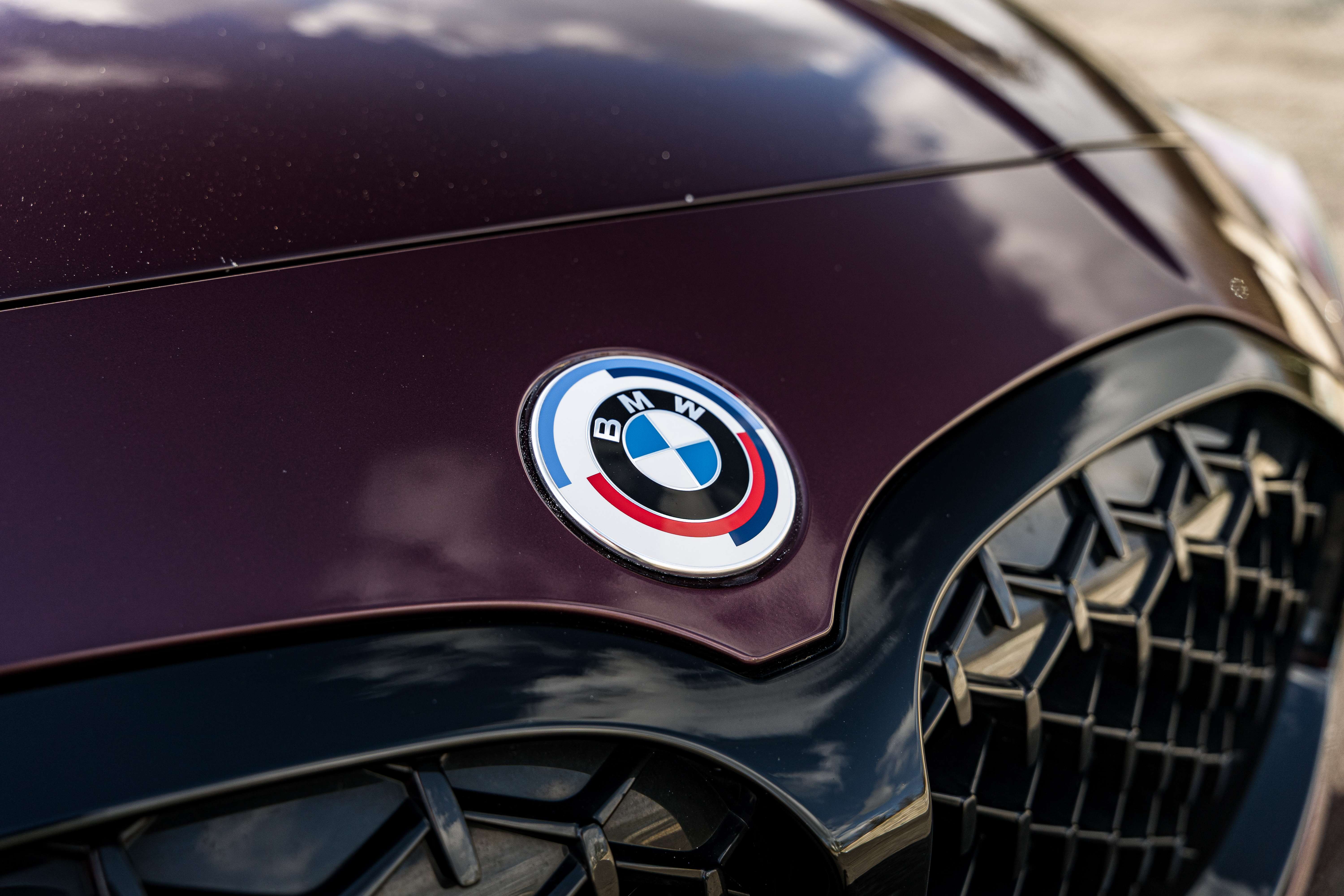 BMW 135 M PERFORMANCE PACKAGE*INDIVIDUAL WILDBERRY*SHADOW LINE*HUD*